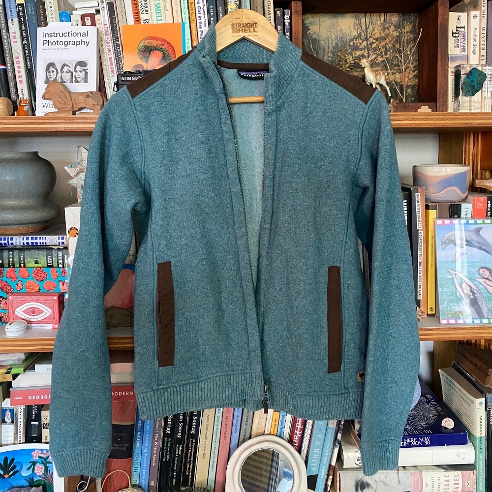 Patagonia zip sweater